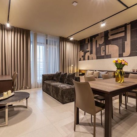 High Five Apartments, Most City Area Dnipro Esterno foto