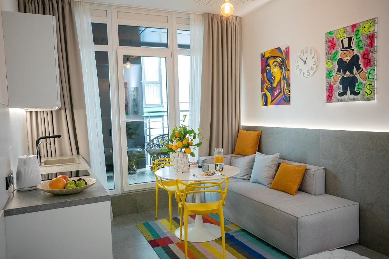 High Five Apartments, Most City Area Dnipro Esterno foto