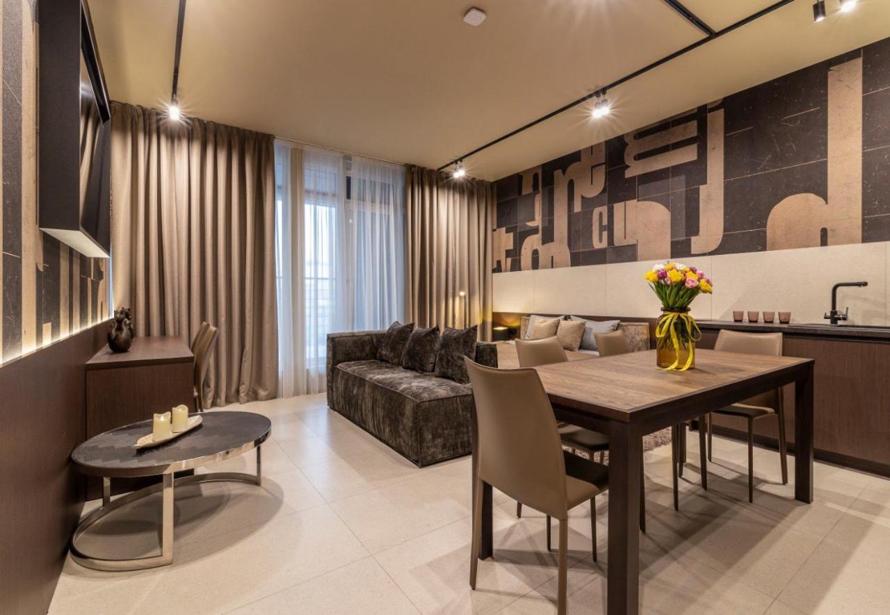 High Five Apartments, Most City Area Dnipro Esterno foto